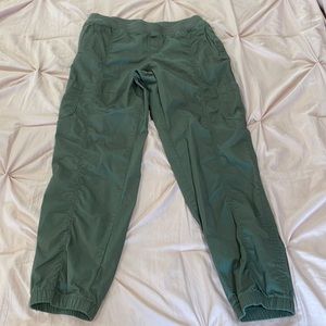 Eddie Bauer pants cuffed bottom size 8
